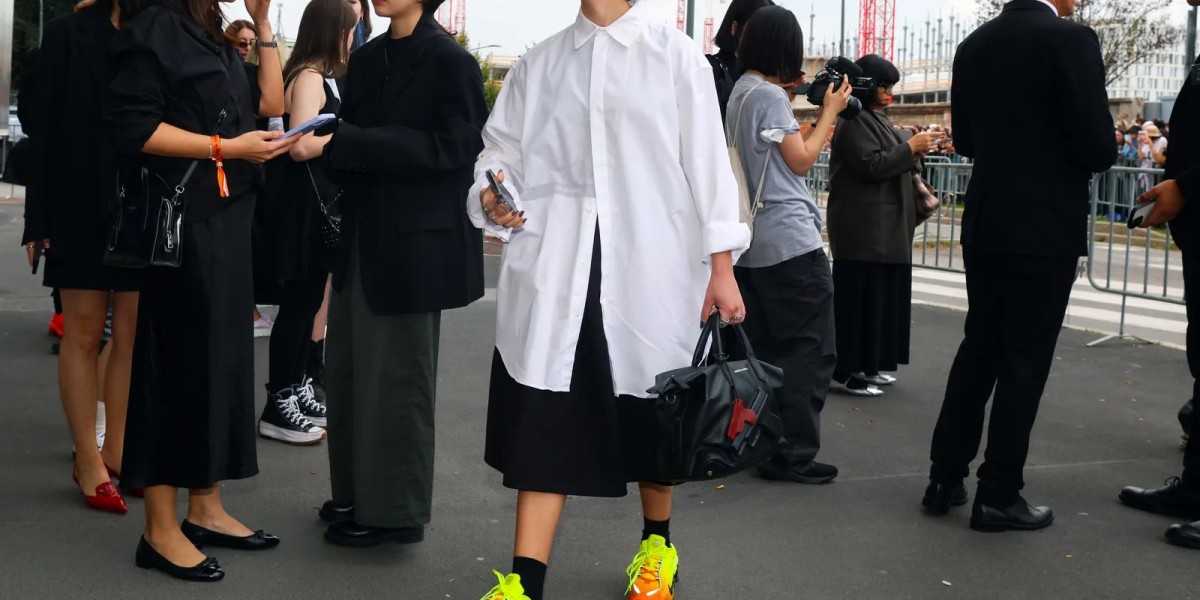 delivered all Prada Sale the drama of her pop star past