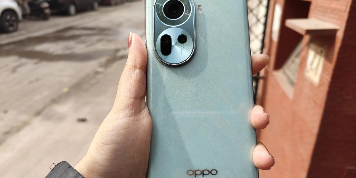 Oppo Reno 11 5G: Revolutionizing Speed and Design in 2025