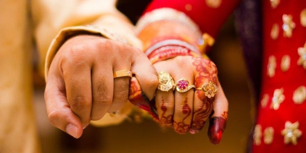 Best Baniya Marriage Bureau in Delhi: Specialized Matchmaking for the Business Community