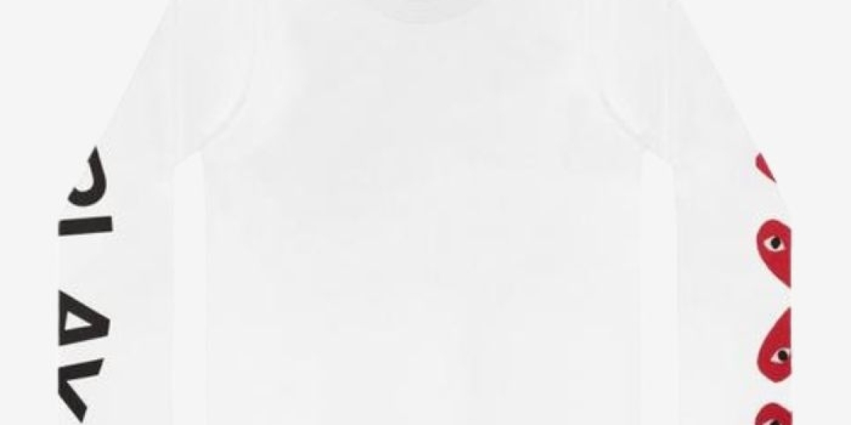 CDG Play vs. CDG Homme: Understanding the Differences