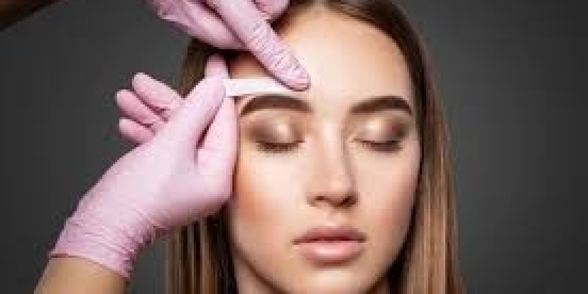 Eyebrow Waxing in North York: Everything You Need to Know