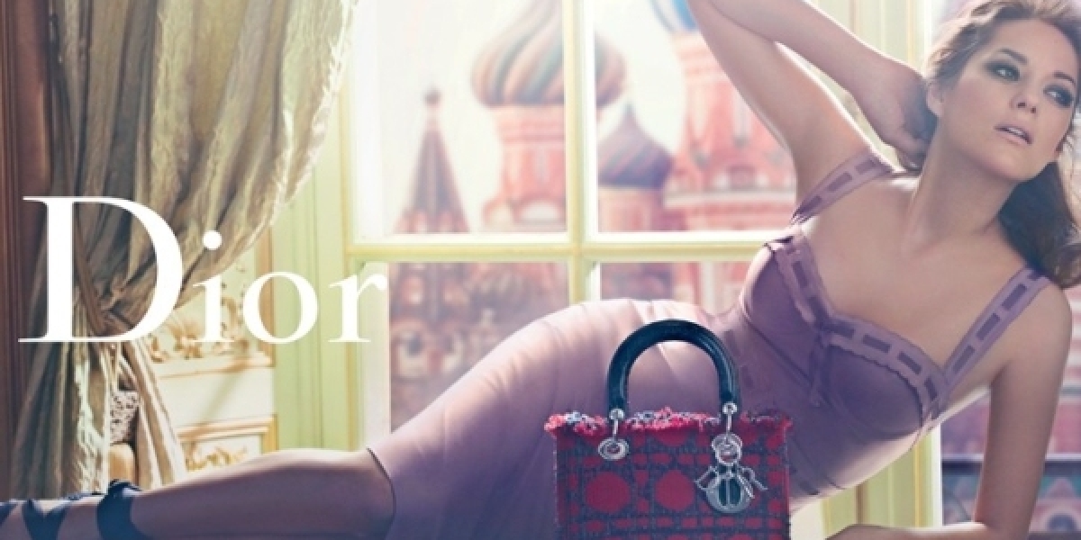 have looked to beachy for Dior inspiration on the step and repeat
