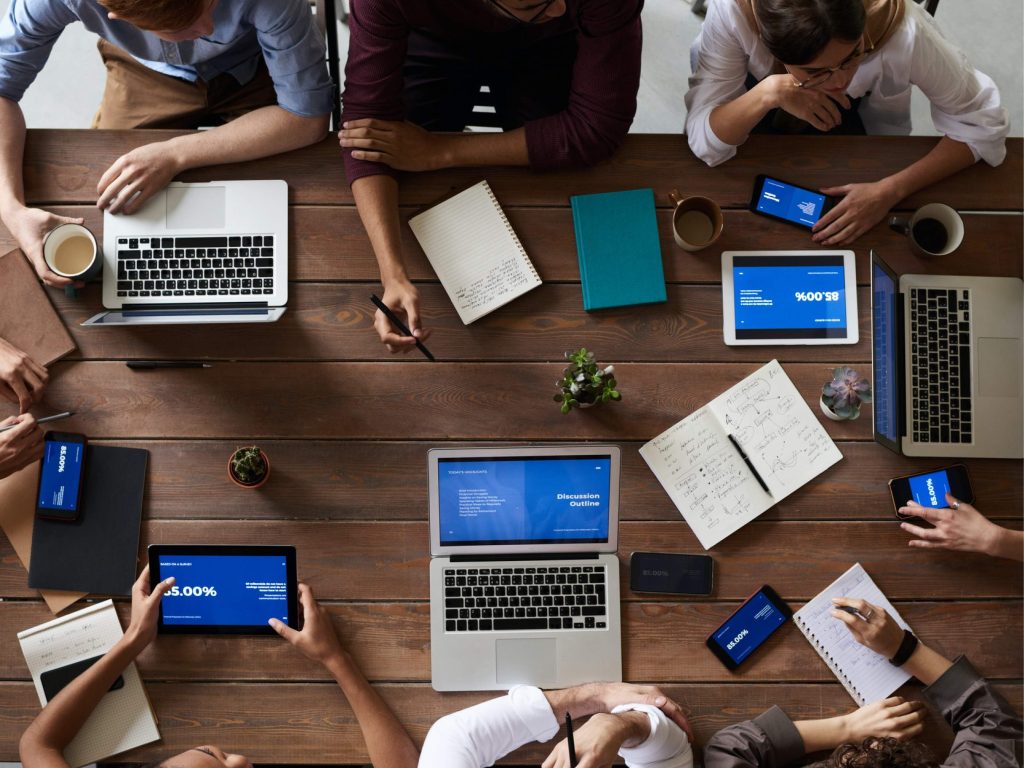 8 Advantages of Technology-Based Business Solutions 