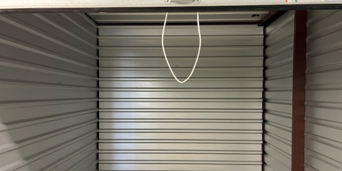 Why Summer is the Ultimate Season for Temperature-Controlled Storage