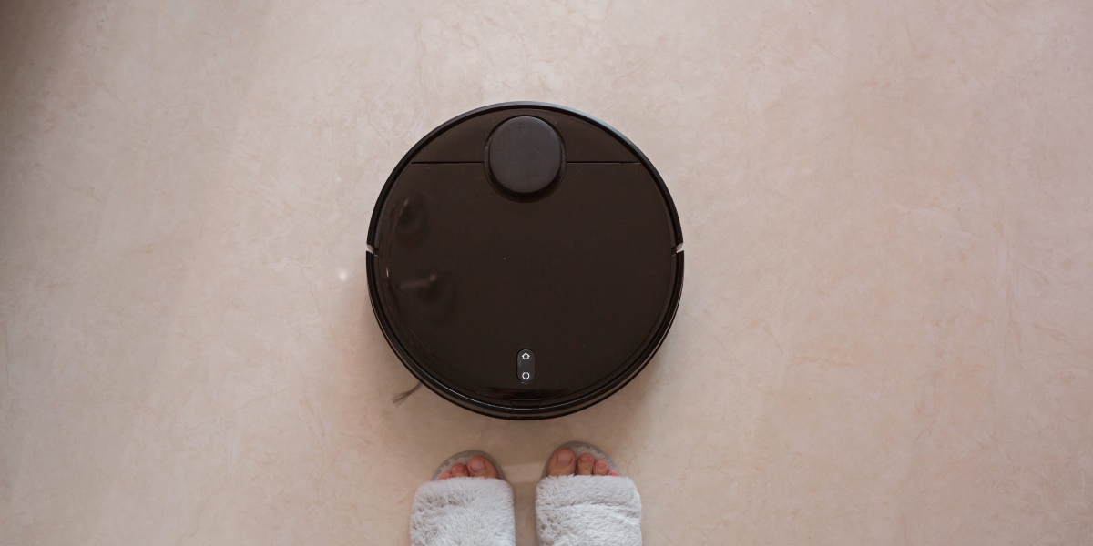 How Do You Explain House Cleaning Robot To A 5-Year-Old