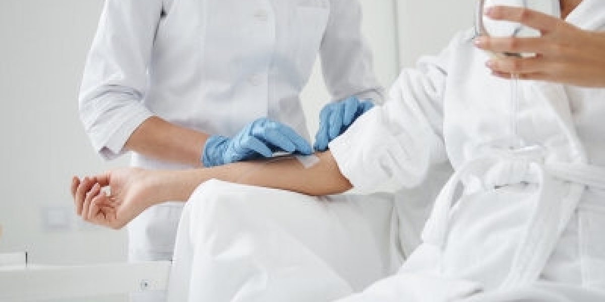 What are side effects of skin whitening glutathione injection therapy?