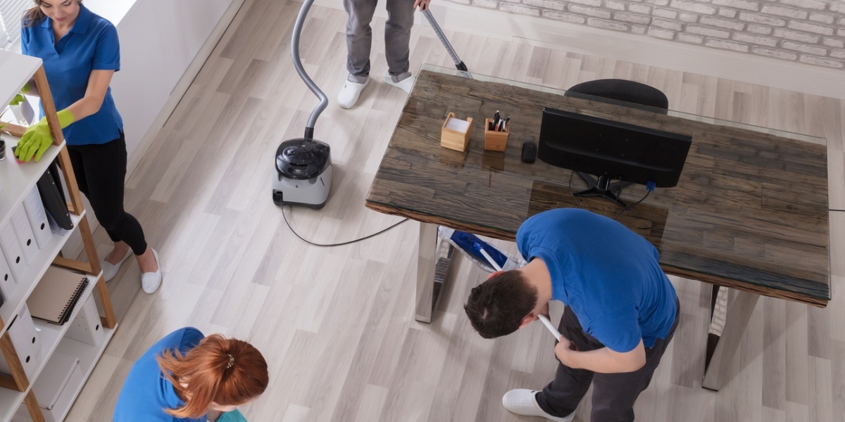 Professional Office Cleaning Services in River North