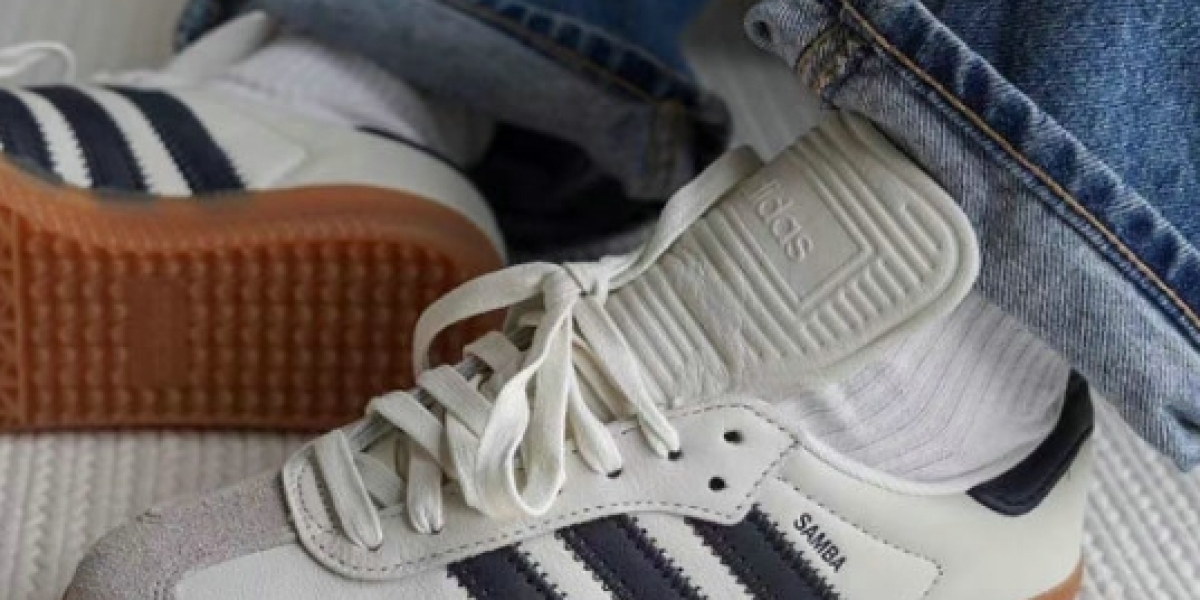 Adidas Samba鞋：經典回歸，如何成為永恆的時尚單品！