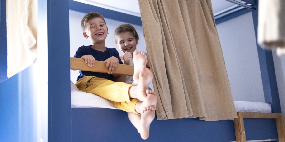See What Adult Bunk Beds Tricks The Celebs Are Making Use Of