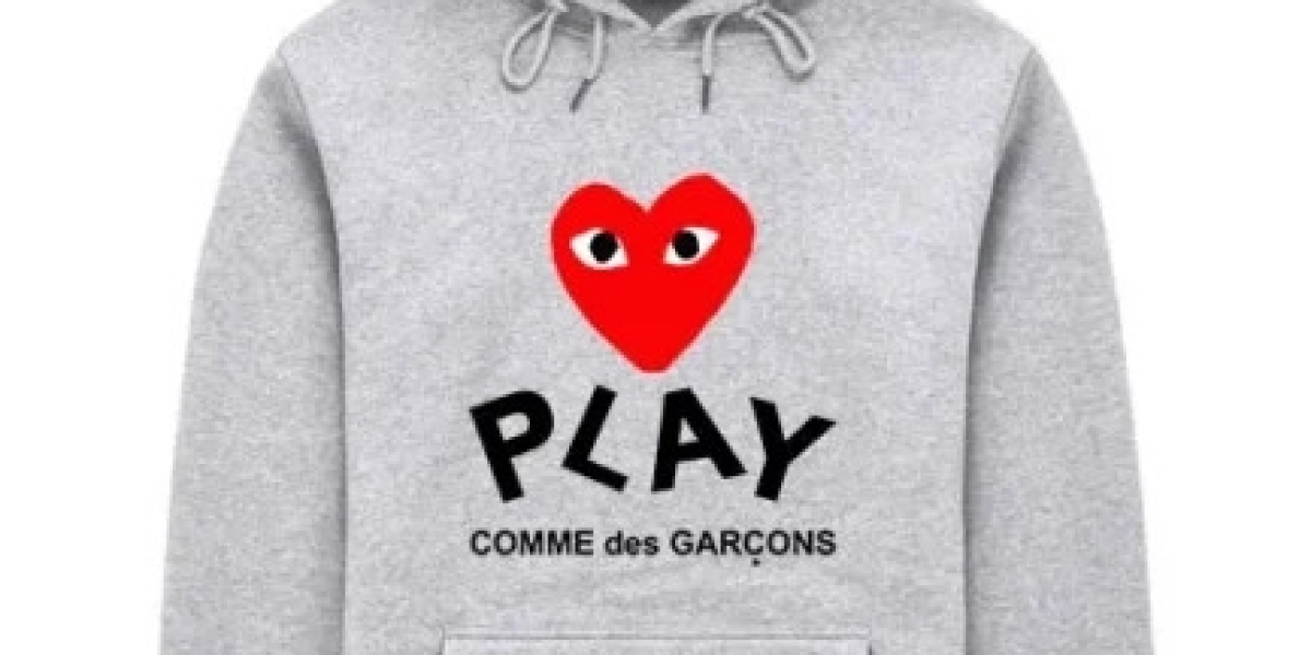 The CDG Hoodie Streetwear’s Symbol of Subtle Luxury