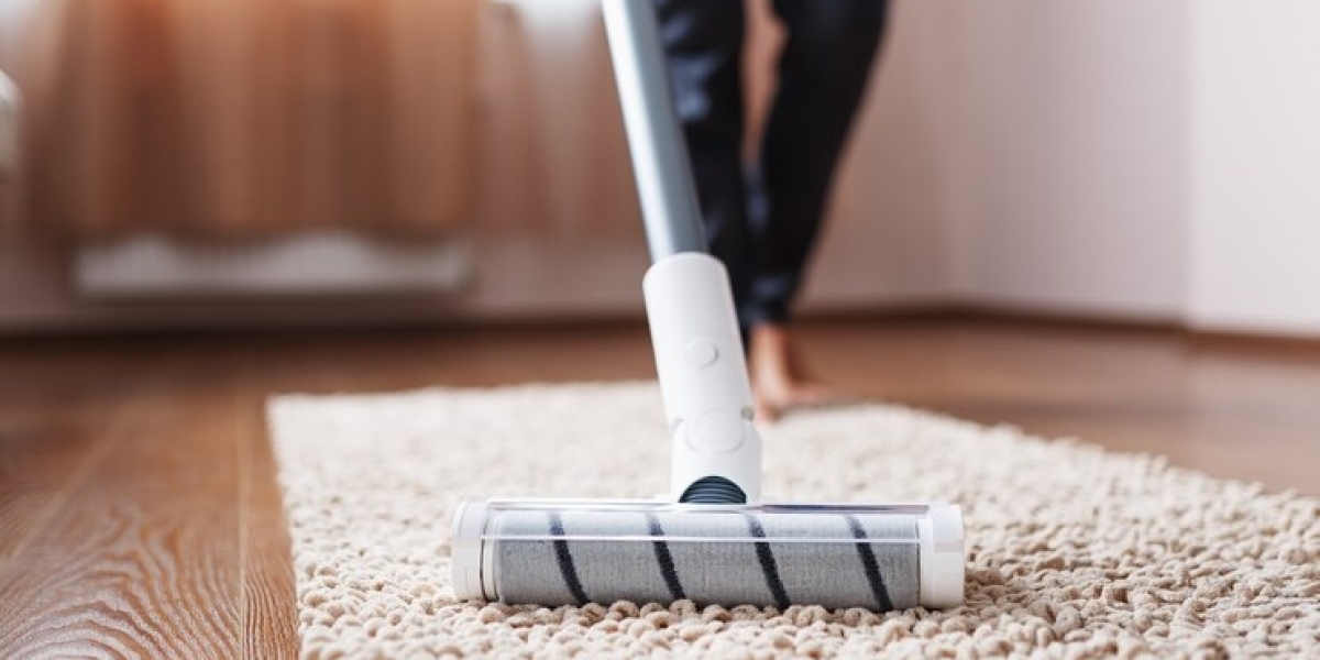 How Carpet Cleaning Services Prepare You for Hosting Guests