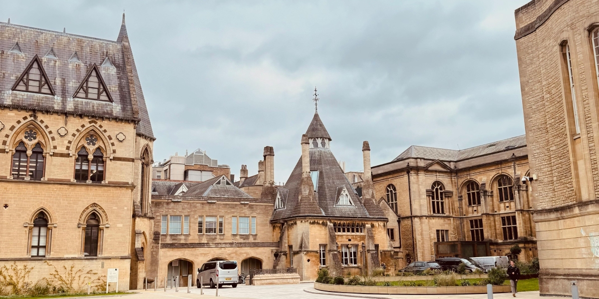 Igniferis Crimson Amulet Let Me Feel the True Power of Fire — Available Now on u4gm!