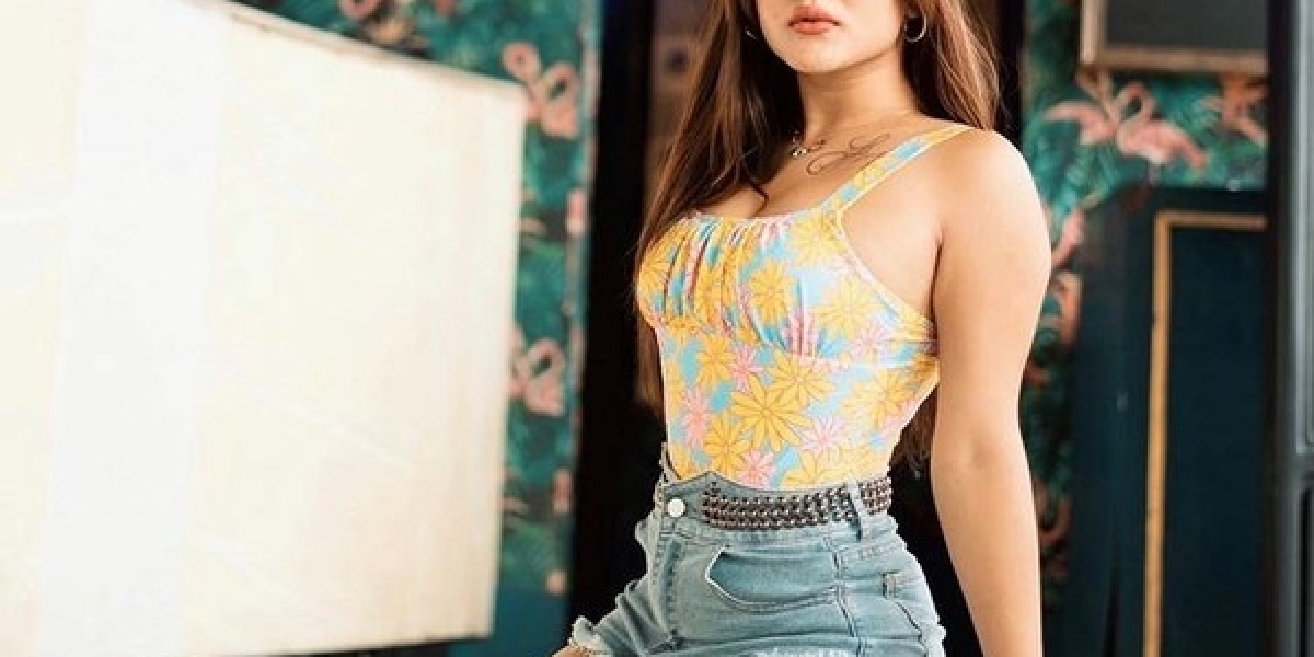 The Role of Call Girls in Urban Nightlife Economies